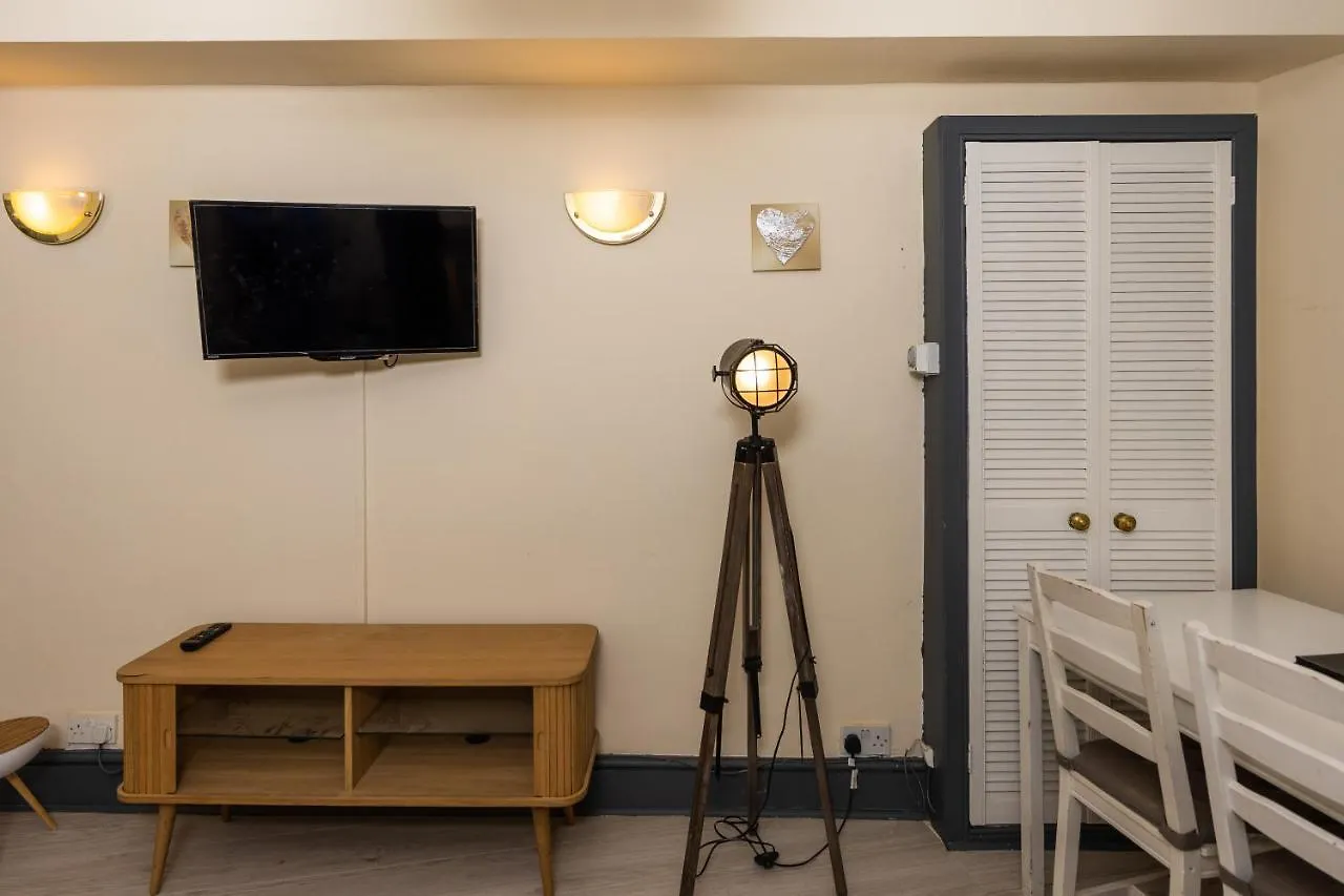 Warm&Welcoming City Centre Apartments By Meadows Edinburgh
